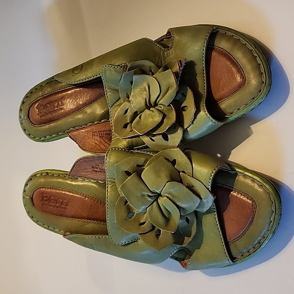 Born apple green leather slip on wedge sandals - Picture 2 of 10